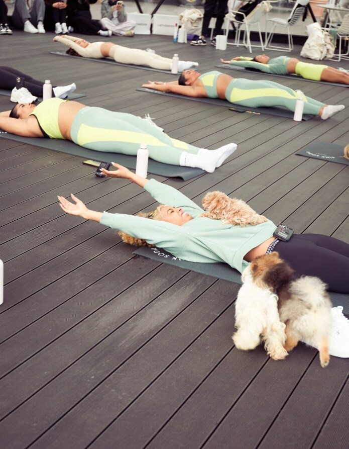 Cum să te îmbraci pentru yoga? puppy yoga